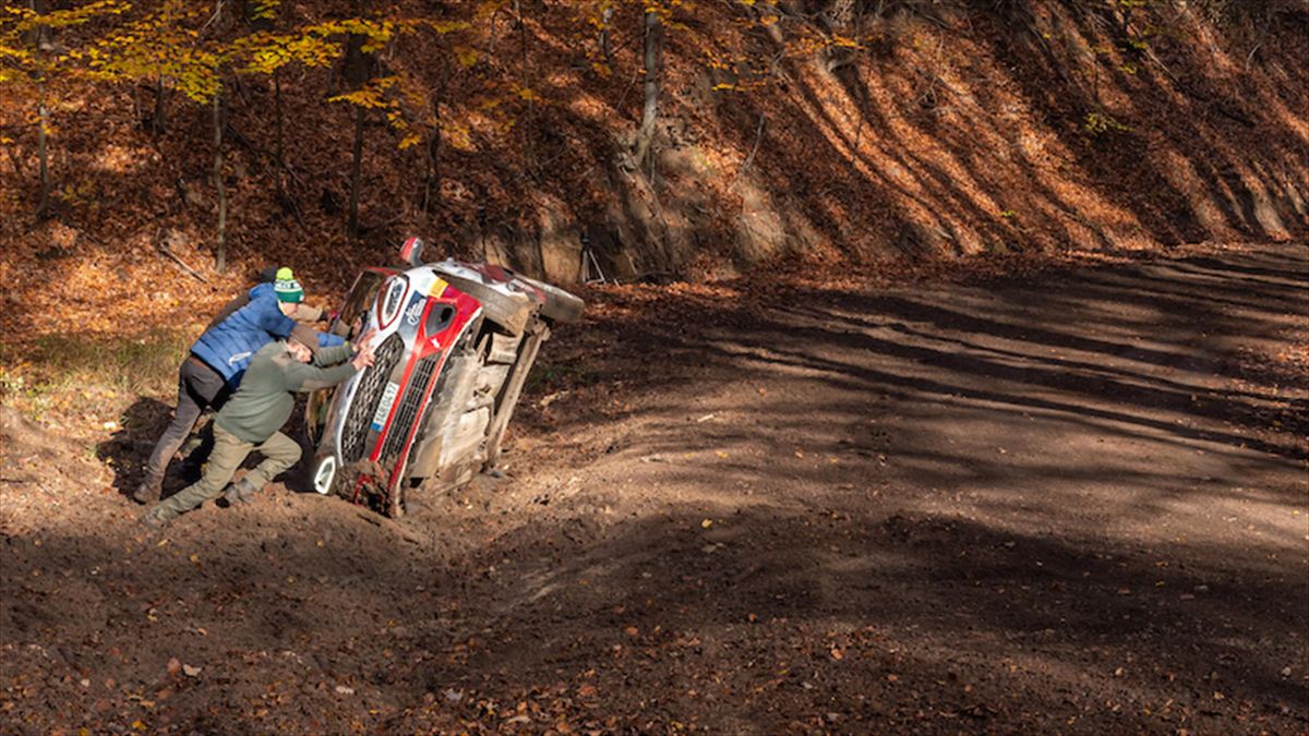 Vogel Thanks Rally Hungary Fans For Another Erc3 Top Five Eurosport