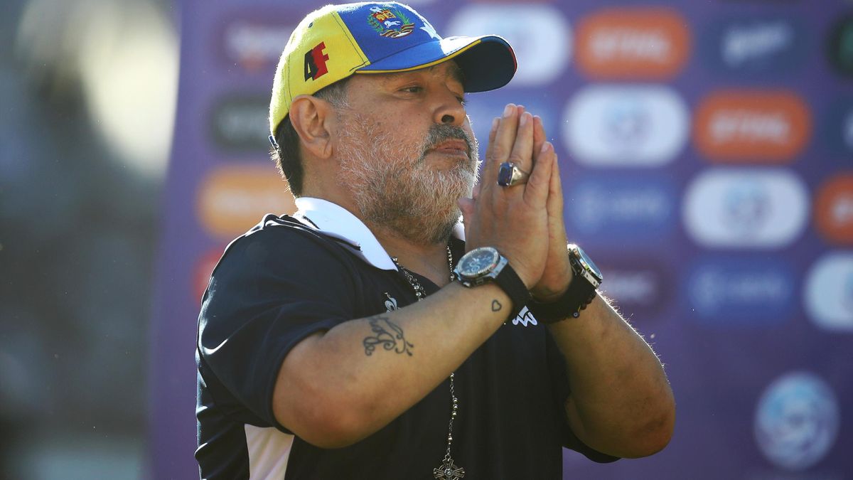 Diego Maradona s-a stins din viață! Top 30 lucruri fascinante despre "Dumnezeul napoletanilor"