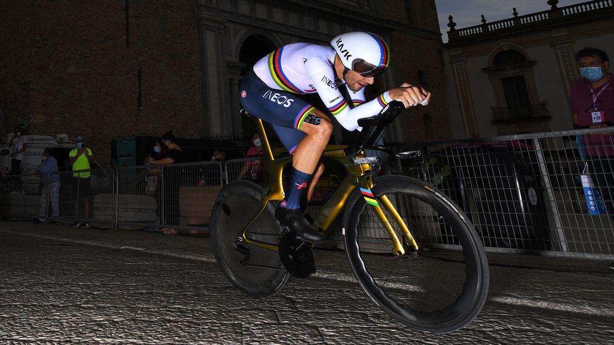 Filippo Ganna alla prima tappa del Giro d'Italia 2020