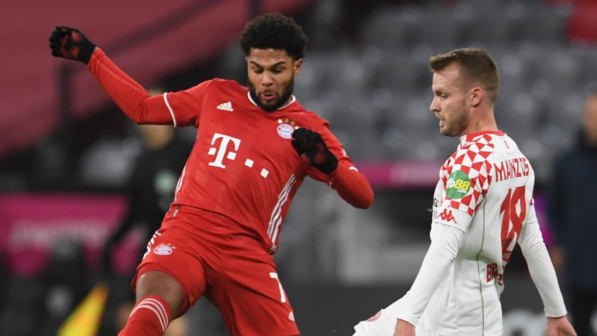 Gnabry erleidet beim Sieg des FC Bayern gegen Mainz 05 eine Prellung am Schienbein