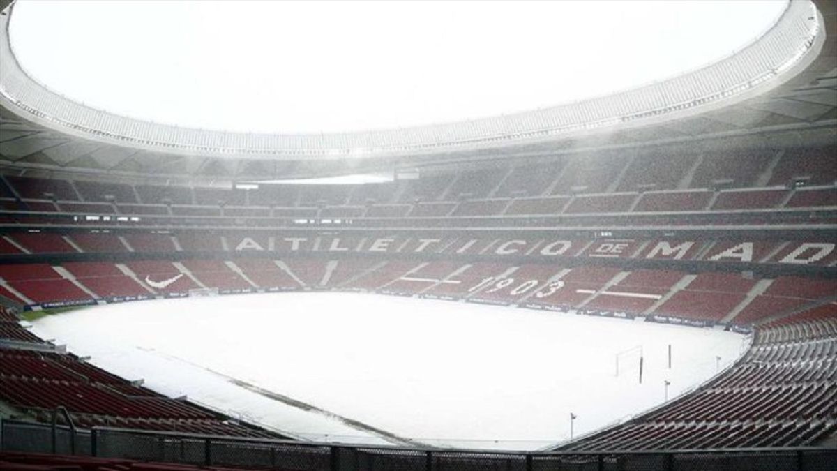 El Wanda Metropolitano cubierto por la nieve
