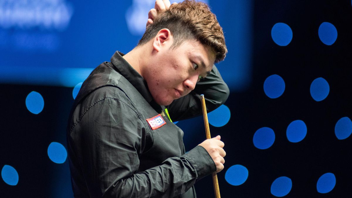 Masters snooker Will Yan Bingtao become Chinas first world champion after stunning John Higgins?