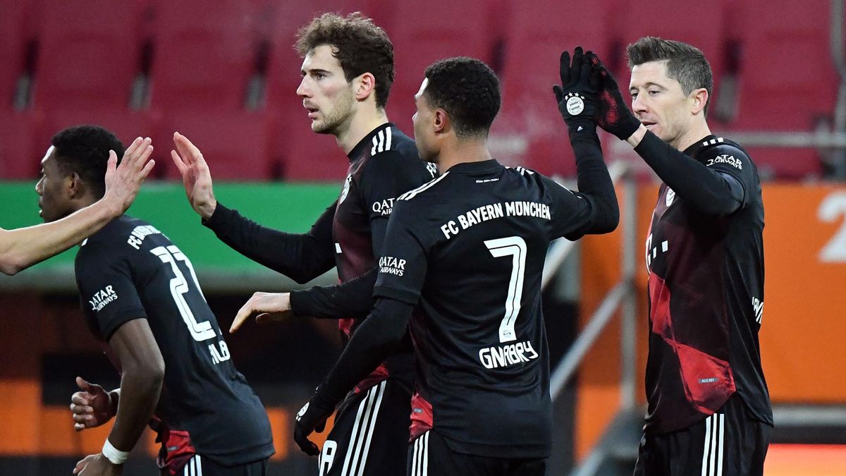 FC Bayern nach Elfmeterglück mit schmeichelhaftem Sieg beim FC Augsburg