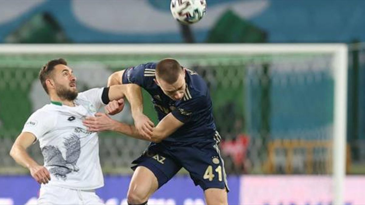 Szalai Megszerezte Elso Goljat A Fenerbahceban Eurosport