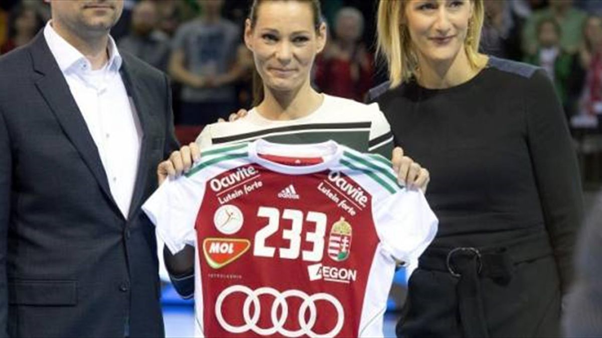 Visszavonultattak Gorbicz Anita Valogatott Mezszamat Eurosport