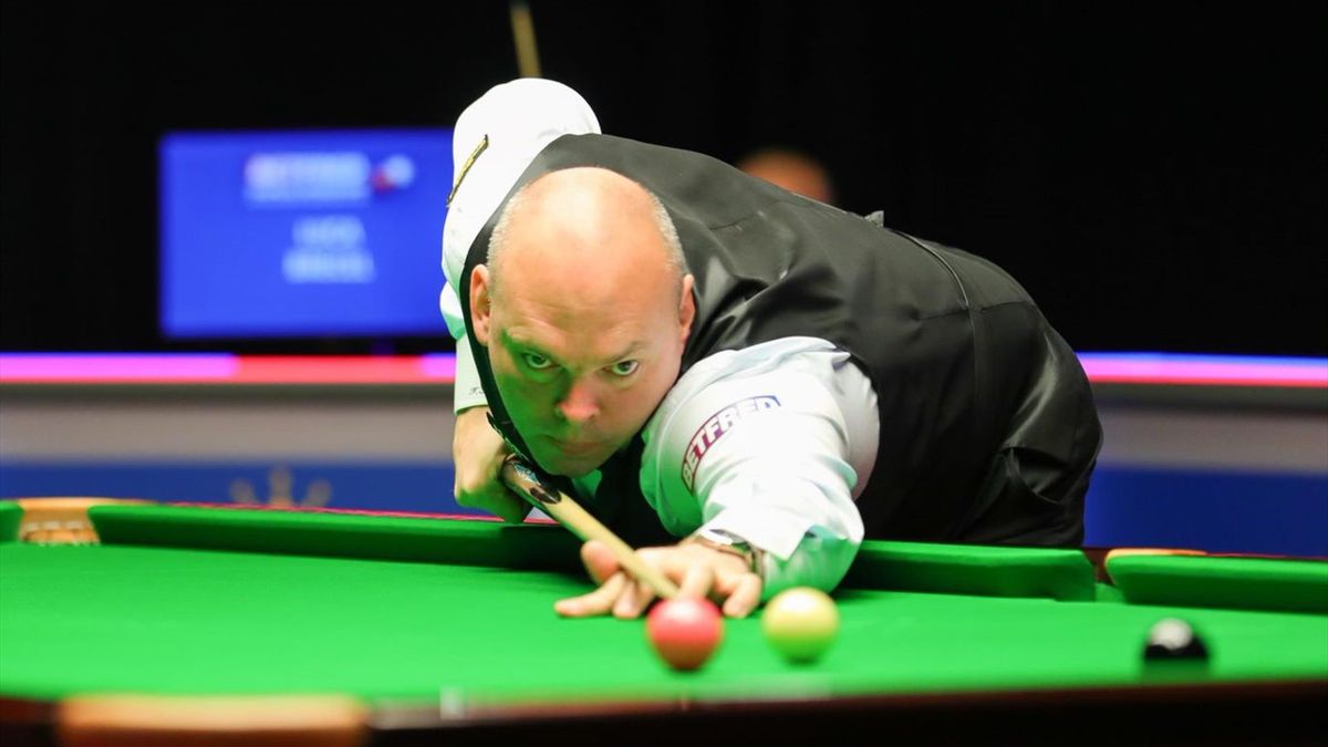 Snooker - Stuart Bingham through to World Championship first round after victory over Luca Brecel