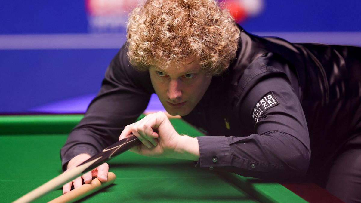 World Snooker Championship 2021 - Neil Robertson edges ahead of Jack Lisowski in Crucible cracker