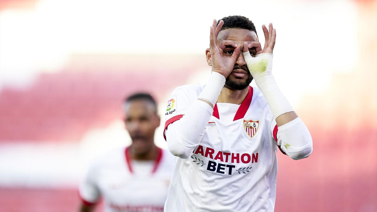 Sevilla bid to escape financial trouble by offering players to European  clubs including Manchester United - Get Spanish Football News, sevilla fc