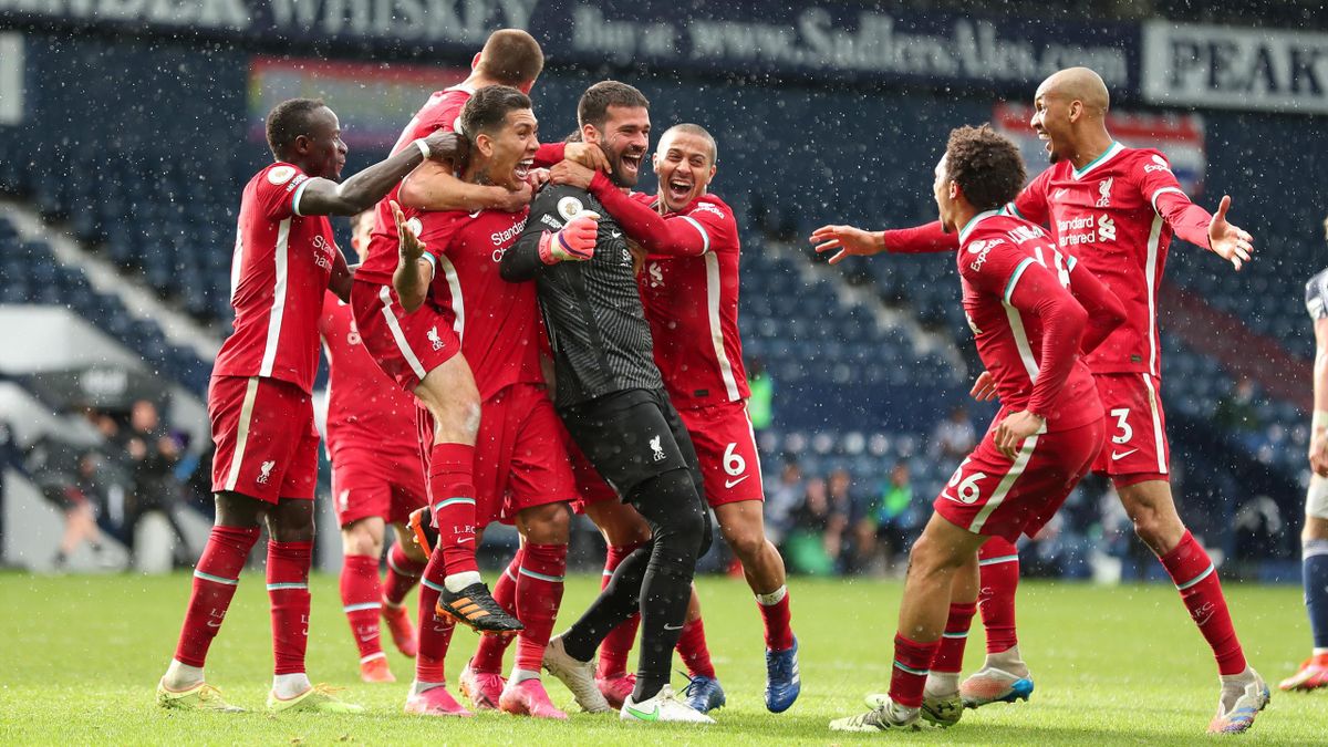 FC Liverpool Torwart Alisson Becker köpft die Reds in der Nachspielzeit zum Sieg bei West Brom