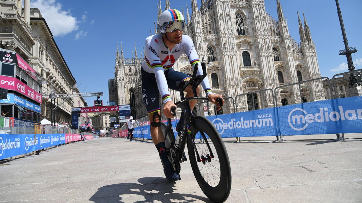 Giro D Italia Bernal Gewinnt Italien Rundfahrt Ganna Siegt Beim Abschliessenden Einzelzeitfahren Eurosport