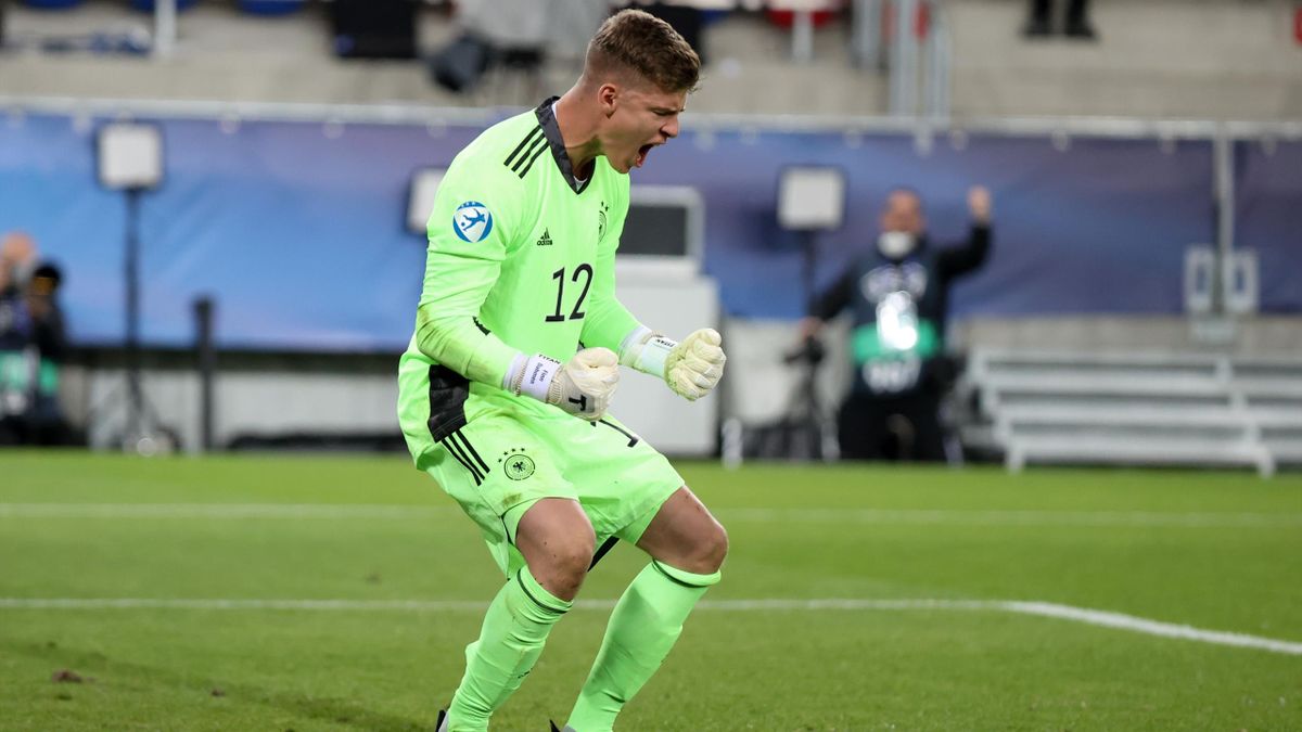 U21-EM Kuntz nach Halbfinaleinzug gegen Dänemark über Torwart Dahmen