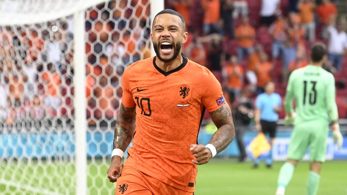 f o o t b a l l h q s on Instagram: “Memphis Depay with his first hattrick  in Dutch colours. He has now scored 33 international goals, t…