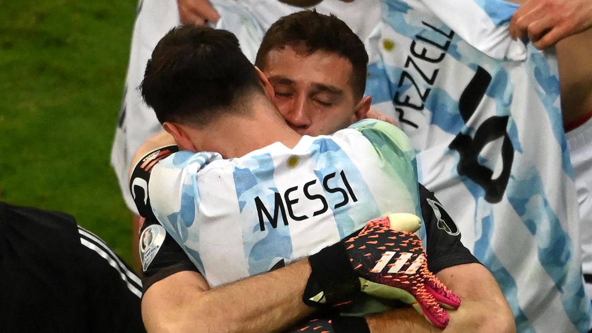Argentinien mit Szperstar Lionel Messi zieht ins Finale der Copa America ein.