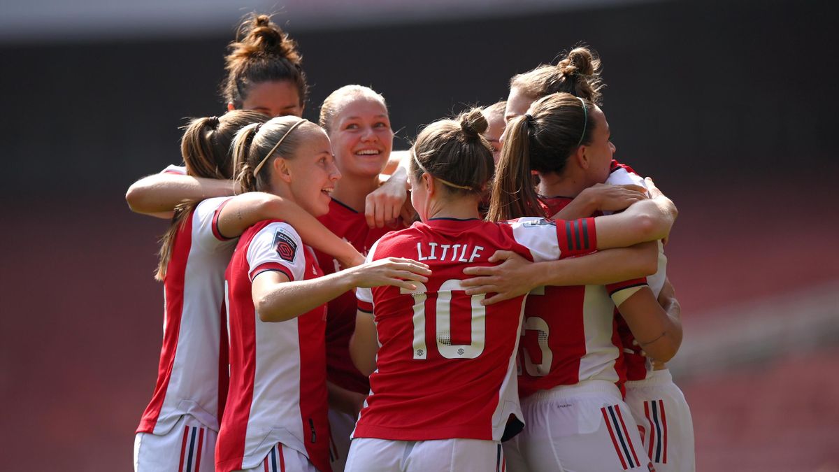 Arsenal beat Chelsea in five goal WSL thriller at Emirates Stadium