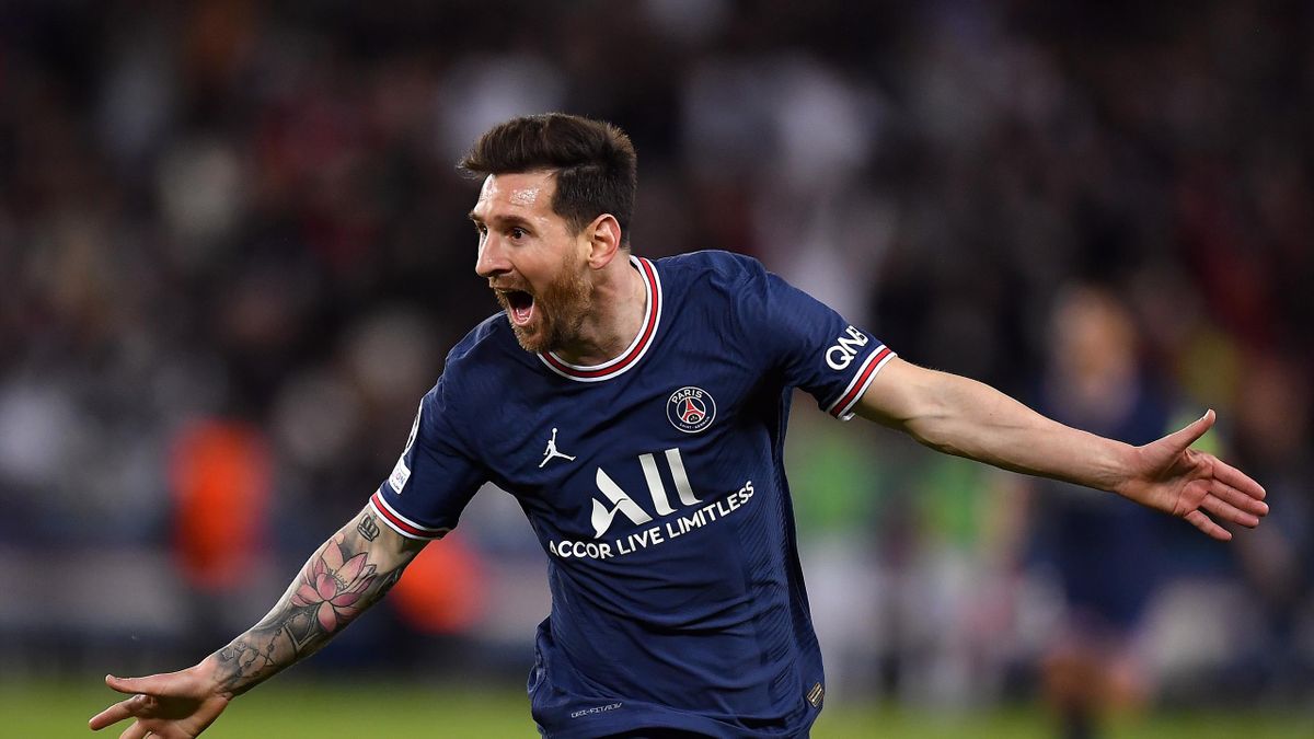 Football news - Lionel Messi opens PSG account in style as Manchester City are seen off in Paris