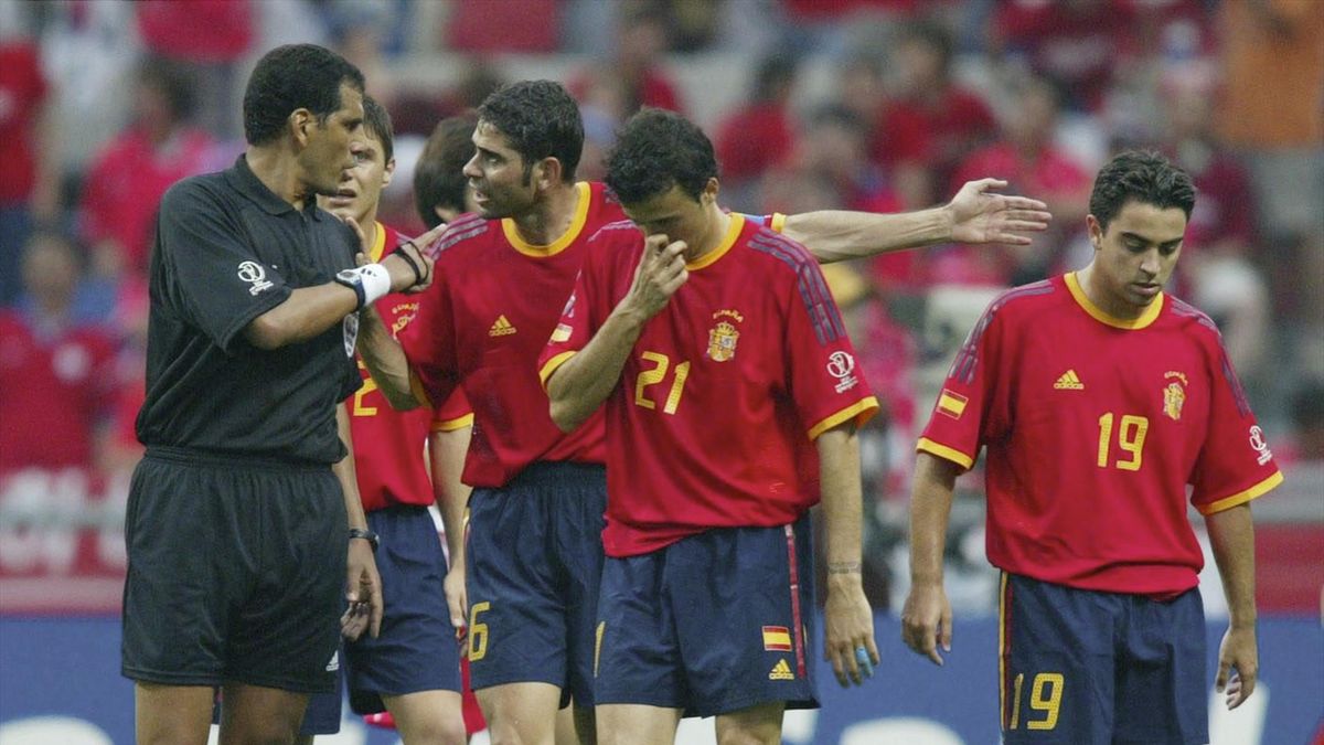Al-Ghandour, el árbitro que indignó a España en el Mundial de Corea 2002: "Fue de los mejores arbitrajes mi - Eurosport