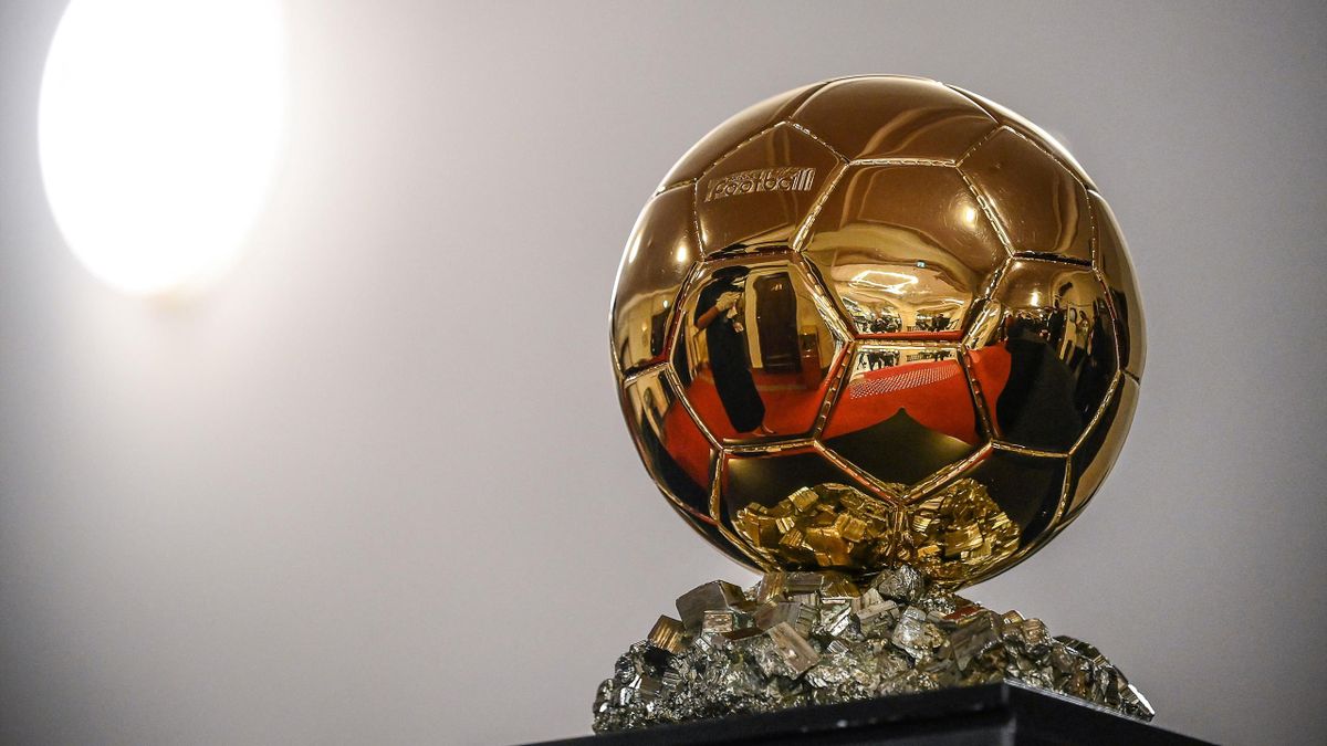 Le Ballon d'Or évolue et s'aligne sur le calendrier des compétitions  saisonnières - Eurosport