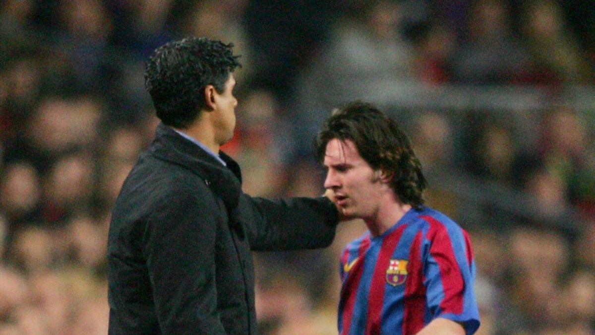 Leo Messi es sustituido en un partido de Champions League en 2006