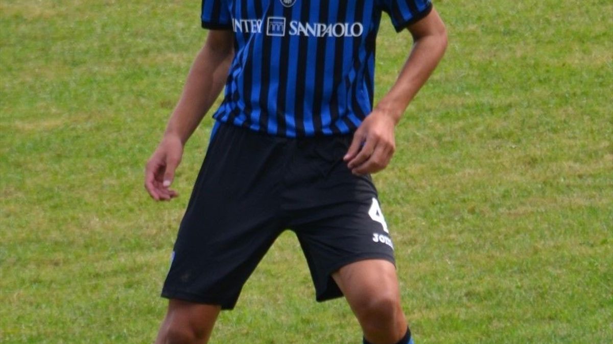 Un fotbalist român de 14 ani a fost convocat la naționala U15 a Italiei ...