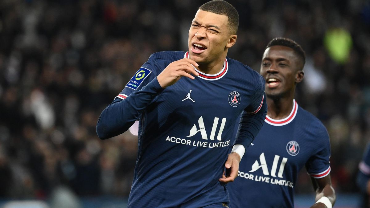PSG 2-0 Monaco Kylian Mbappe scores twice against his former club to give Les Parisiens a 13-point lead in Ligue 1