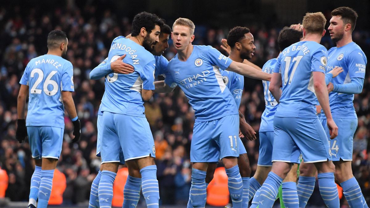 Premier League round-up Manchester City put six past Leicester as Arsenal hit Norwich for five on Boxing Day