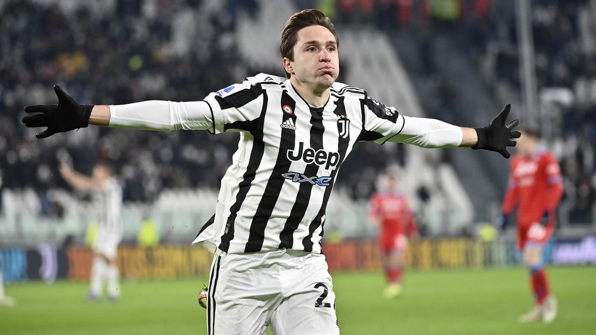Juventus 1-1 Napoli Federico Chiesa and Dries Mertens both score in frenetic draw in Turin