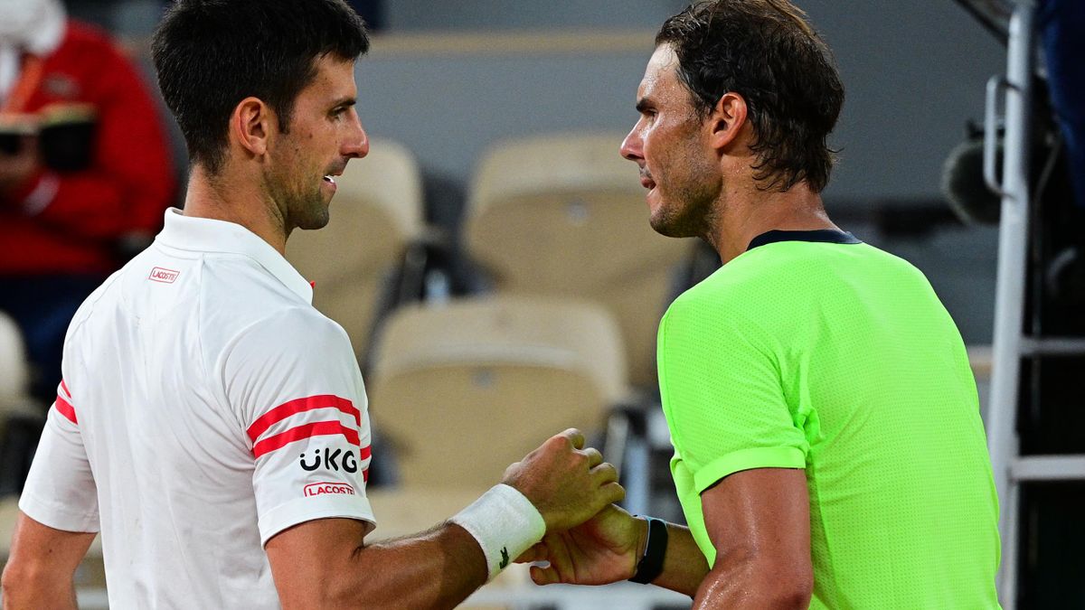 Novak Djokovic und Rafael Nadal (r.)