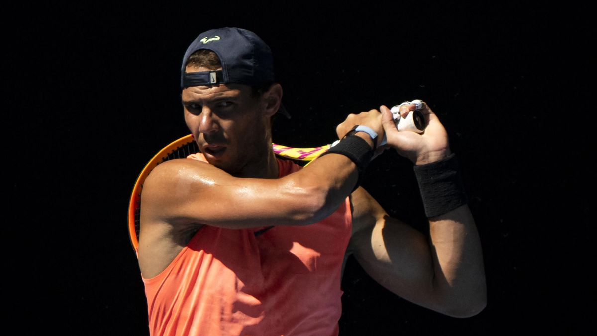 Rafael Nadal en un entrenamiento de cara al Abierto de Australia