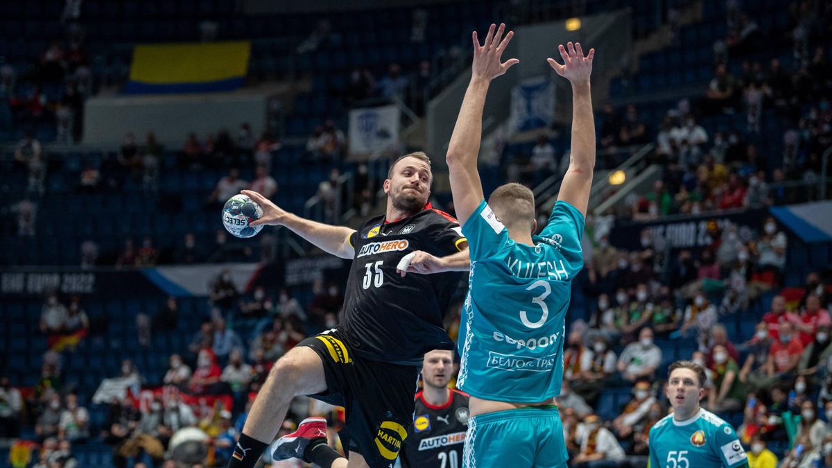 Handball-EM Julius Kühn positiv auf das Coronavirus getestet - DHB-Star fehlt gegen Österreich und Polen