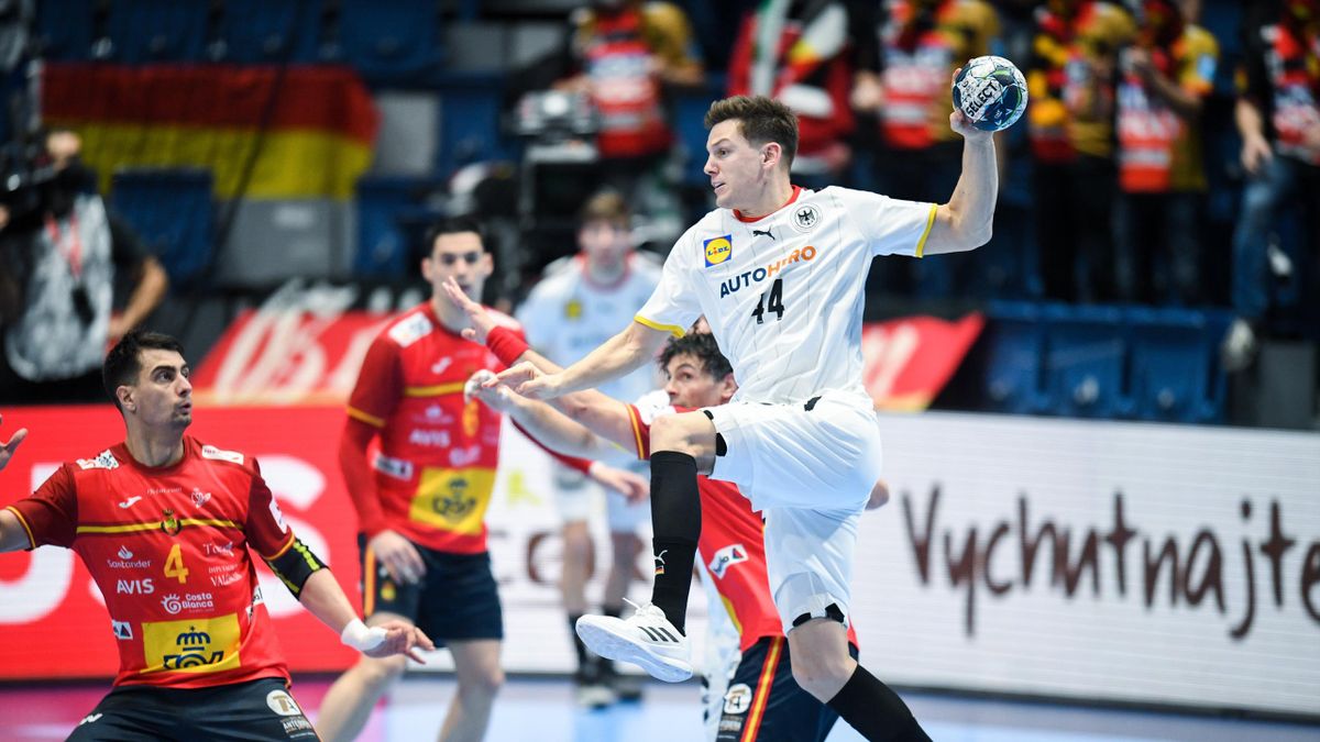 Handball-EM Christoph Steinert trotz positivem Test gegen Spanien im Einsatz