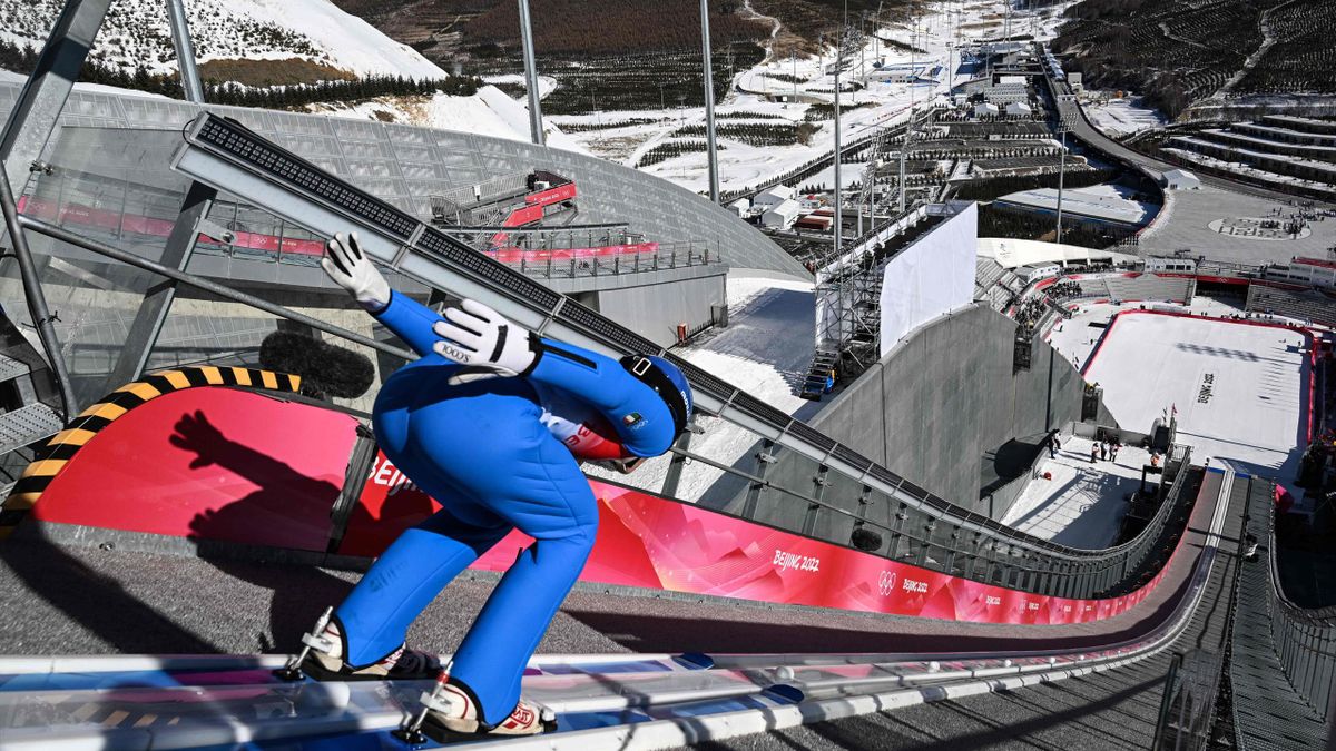 Giovanni Bresadola, ottimo nelle qualificazioni del trampolino individuale di salto con gli sci ai Giochi di Pechino 2022, chiuse al 21° posto