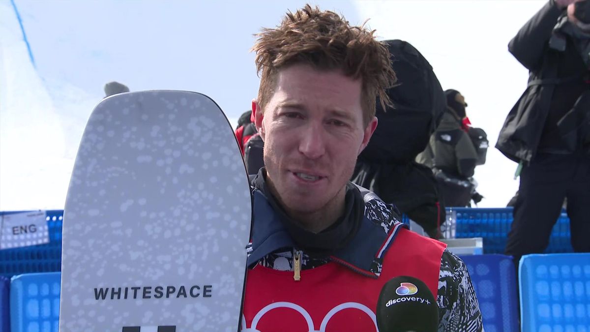 Shaun White Gets 85.00 Score in Second Run of Olympic Halfpipe