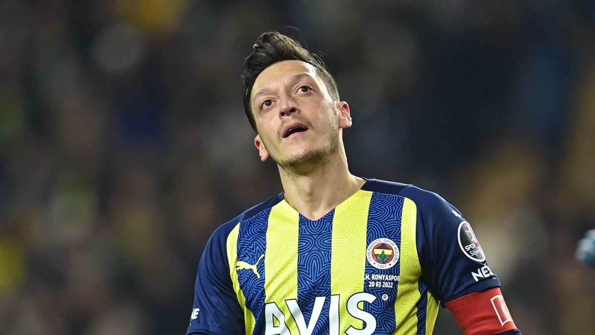 Mesut Ozil Ex-Arsenal midfielder excluded from Fenerbahces squad, confirms club in a 26-word statement