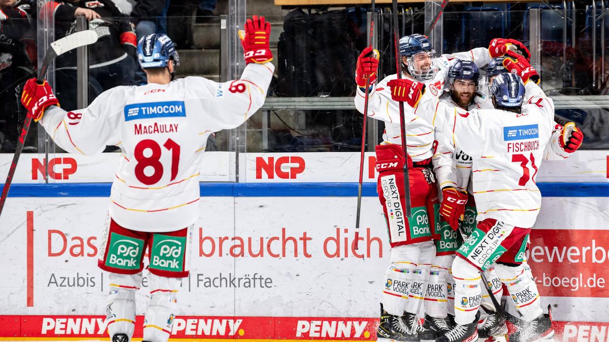 DEL Düsseldorfer EG nach Sieg bei Nürnberg Ice Tigers im Viertelfinale der Eishockey-Playoffs