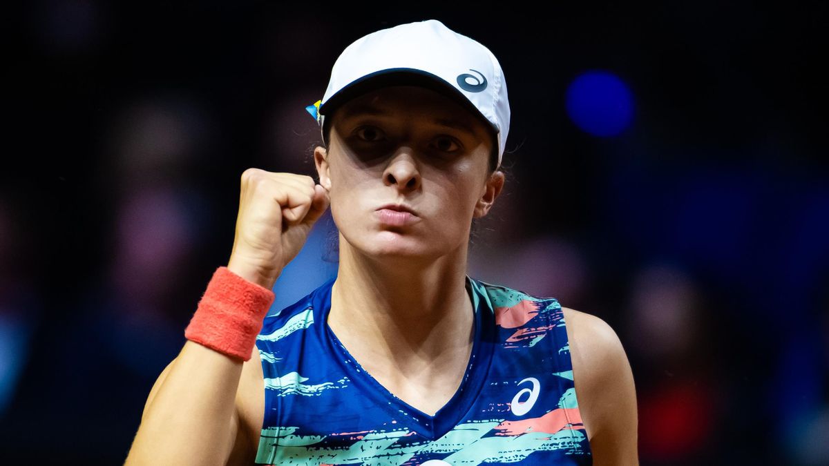 WTA year-end No 1 ranking race: Iga Swiatek faces uphill battle to beat  Aryna Sabalenka to prestigious title