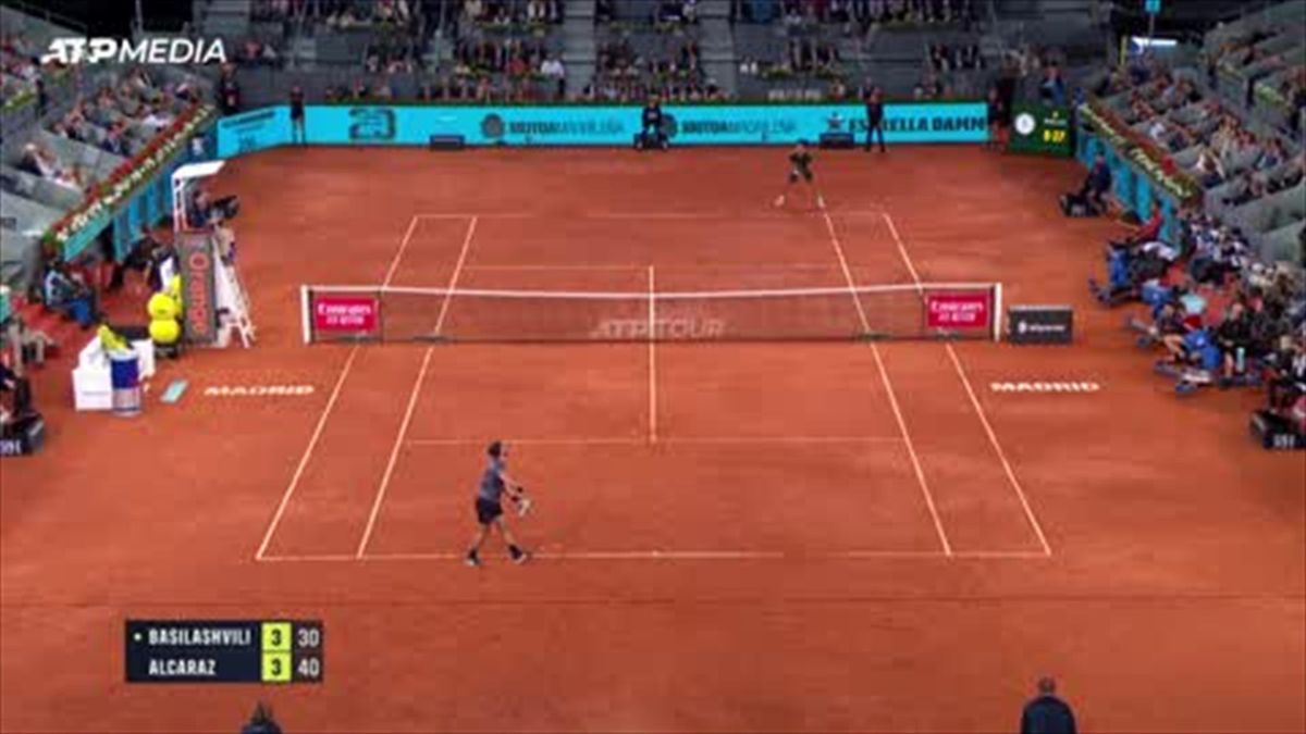 Andy Murray sets up Novak Djokovic clash at Madrid Open after battling past Denis Shapovalov