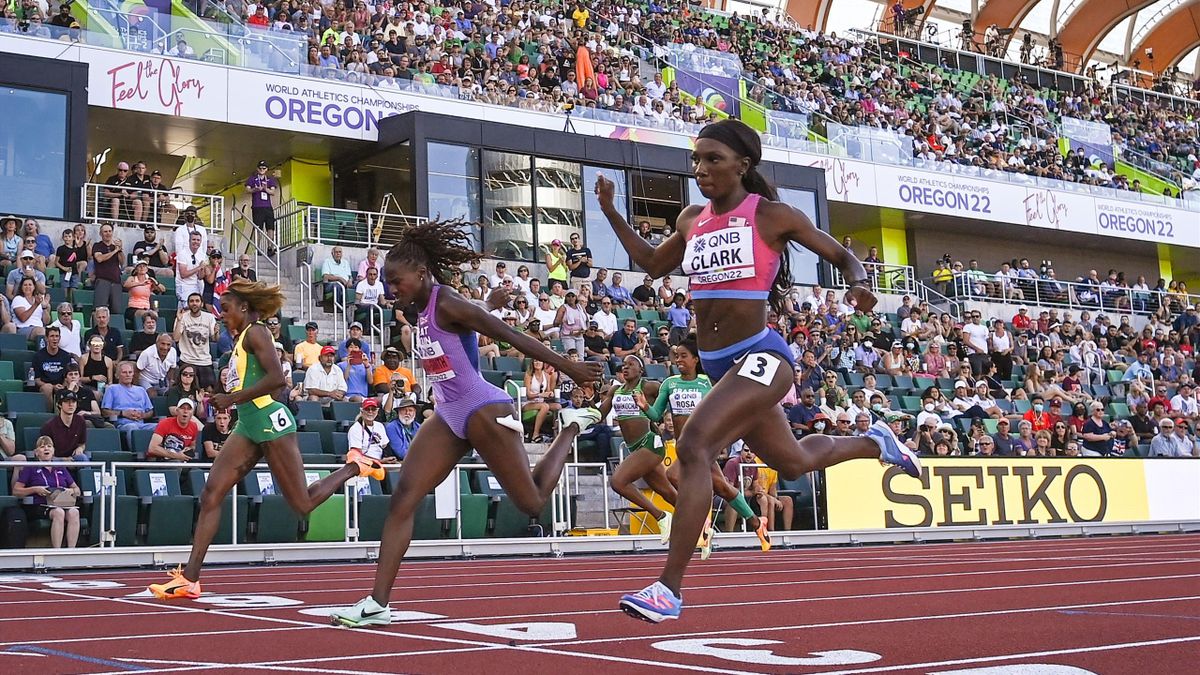 World Athletics Championships The field is so wide open - Dina Asher-Smith reaches 200m final with seasons best time