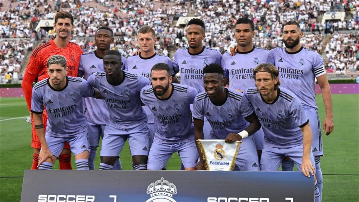 Real Madrid's players pose ahead of their international friendly football match against Juventus at the Rose Bowl in Pasadena, California, on July 30, 2022.