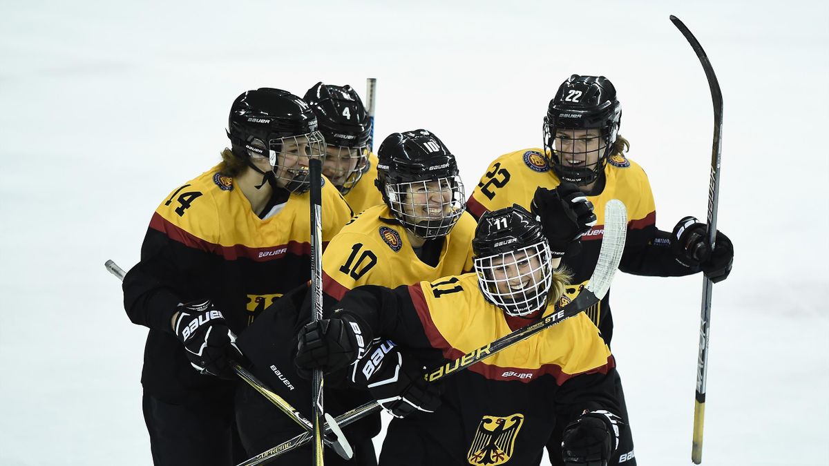 Eishockey-WM DEB-Frauen schaffen Klassenerhalt - Siegtreffer von Tanja Eisenschmid eine Sekunde vor Ende