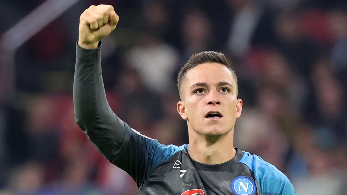 Ajax 1-6 Napoli Luciano Spallettis side dismantle woeful hosts to stay perfect in Champions League Group A