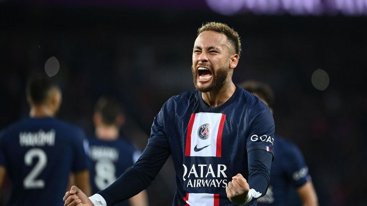Paris Saint-Germain 1-0 Marseille Neymar strikes to give PSG victory as Samuel Gigot sees red for visitors