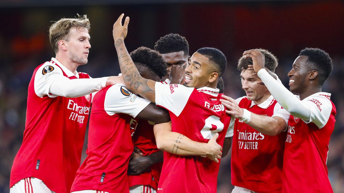 garage Pjece mytologi Arsenal v PSV: Granit Xhaka strikes to guarantee Gunners top-two finish in  Europa League Group A - Eurosport