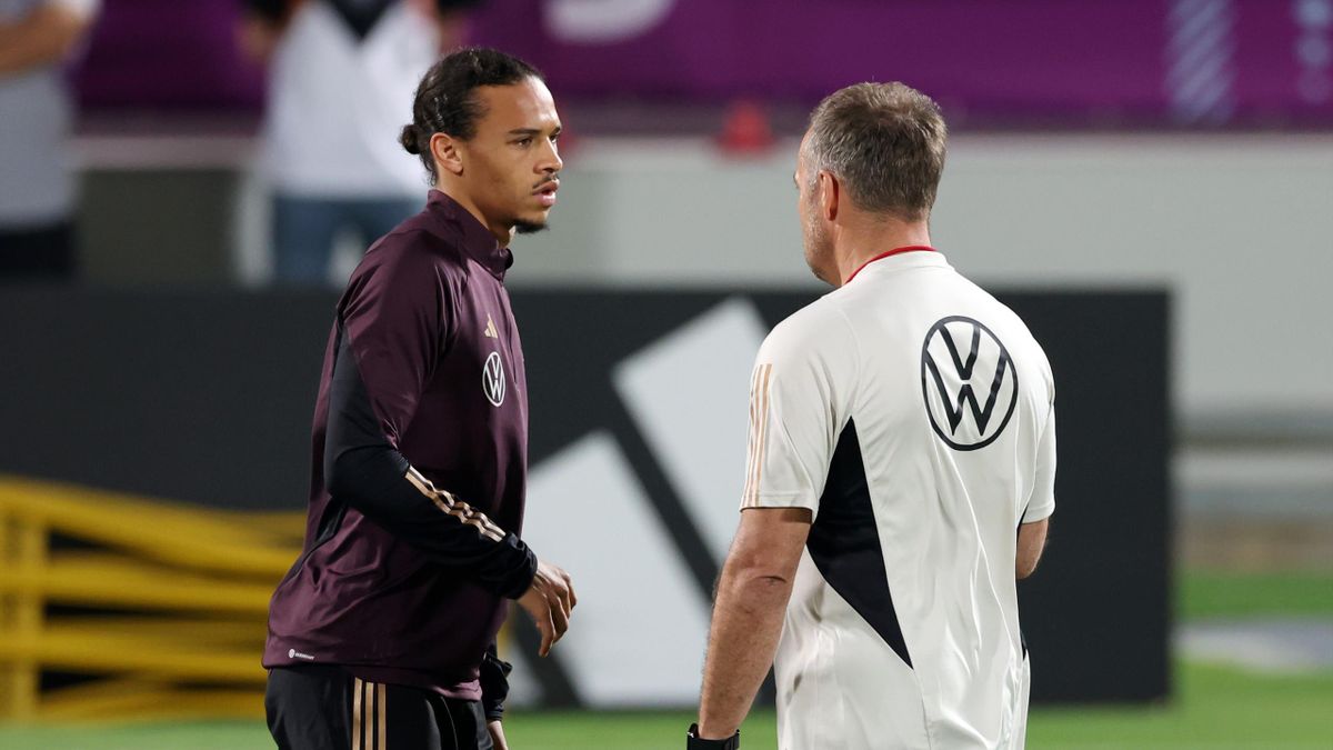 WM 2022 Leroy Sané zurück im Training der deutschen Nationalmannschaft vor Spanien-Spiel in Katar