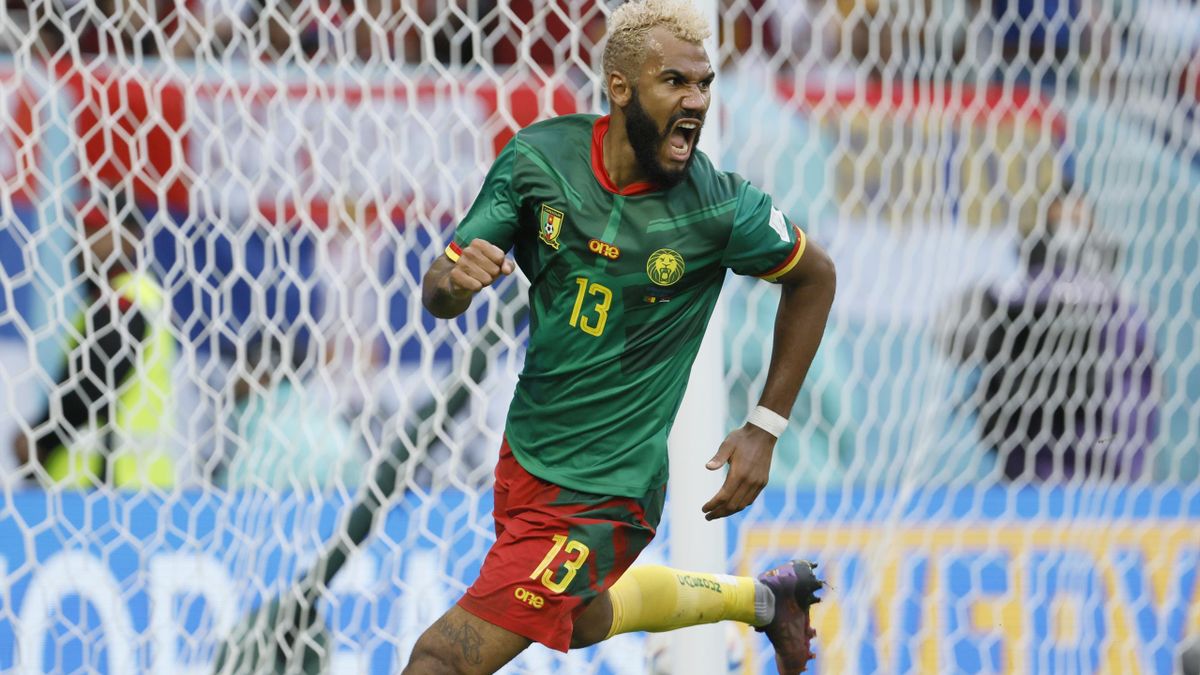 WM 2022 Eric Maxim Choupo-Moting beschert Kamerun ersten Punkt - Serbien bricht nach Führung ein