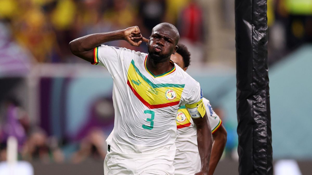 Ecuador 1-2 Senegal Lions of Teranga into last 16 for first time in 20 years thanks Kalidou Koulibaly winner
