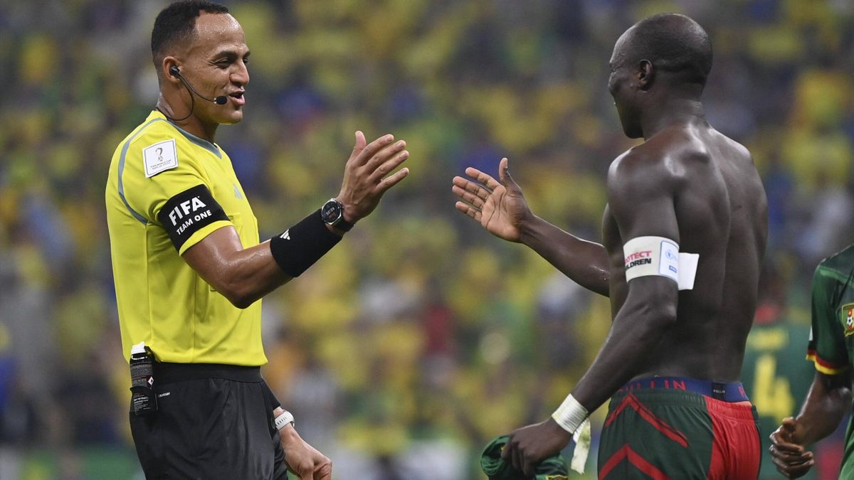 WM 2022 - Kamerun-Held Vincent Aboubakar fliegt nach Treffer Kurioser Platzverweis bei Brasilien-Niederlage