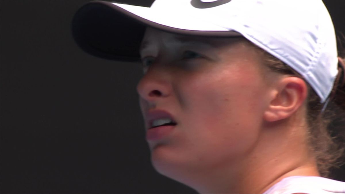 World No. 1 Swiatek makes quick work of Leylah Fernandez in Round 2 of Dubai  Open