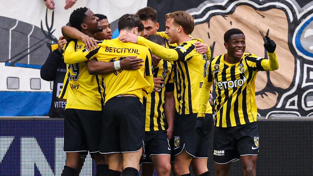 Vitesse-supporters vrezen voor faillissement