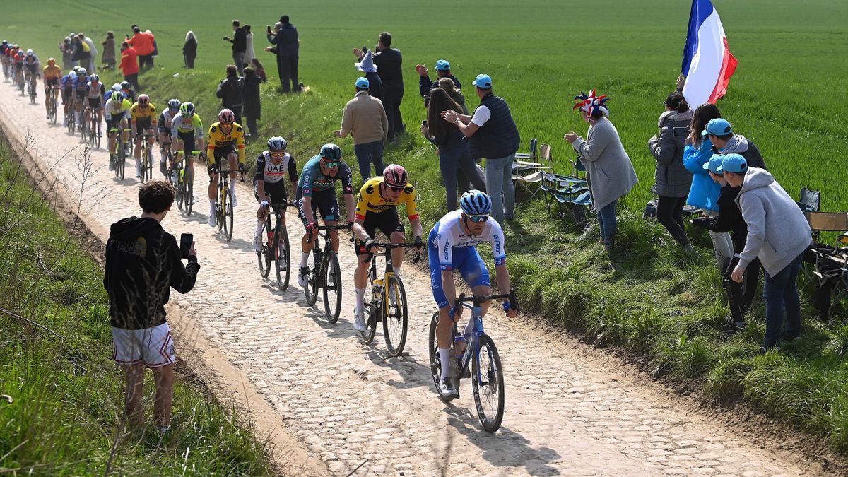 Paris-Roubaix 2023 live im TV, Stream und Ticker Der Klassiker mit Mathieu van der Poel, Wout van Aert and Co.