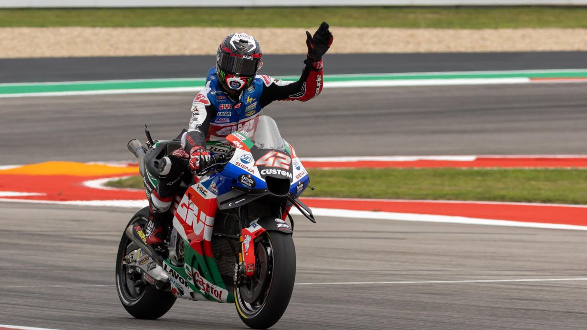 Alex Rins wins dramatic Americas GP after Francesco Bagnaia crashes out from the lead in Texas